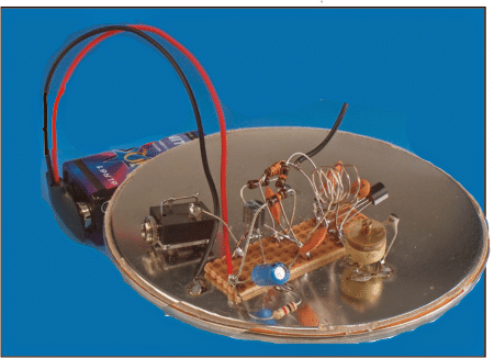 Jednoduchý obvod rádia FM využívajúci jediný tranzistor
