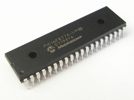 PIC16F877A Mikrokontroler