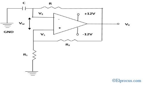 Circuito gerador de onda quadrada usando Op-Amp