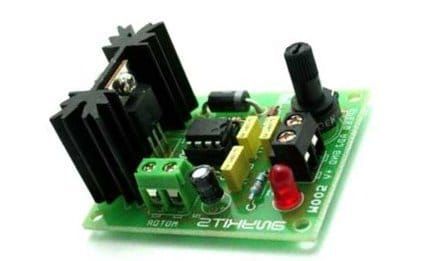व्यावहारिक डीसी मोटर गति नियंत्रक प्रोटोटाइप छवि